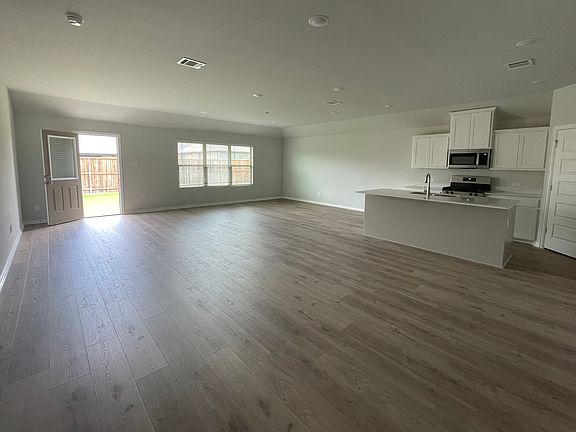5th image of 612 Tinsley Meadows Dr