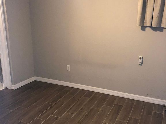 4th image of 2802 W Lake Eloise Dr