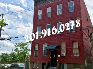 152 Academy St, Jersey City, NJ 07302