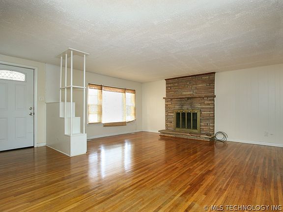 2nd image of 5903 S 33rd West Ave