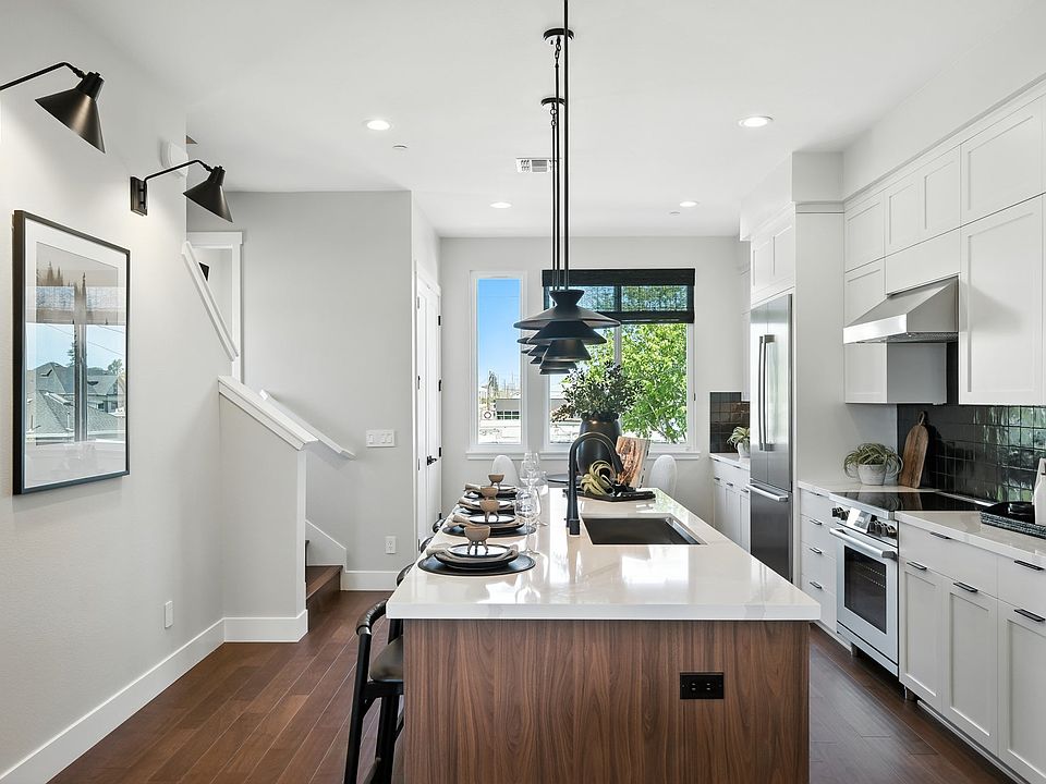 Skyline by Trumark Homes in Alameda, CA I Residence 3 Model