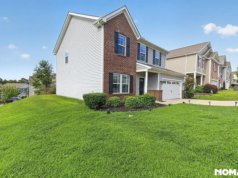 676 Twisted Oak Ct — Photo 24