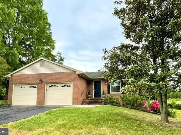 6028 Saint Pauls Rd, King George, VA 22485