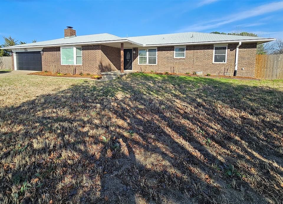 1st image of 3305 Monticello Dr