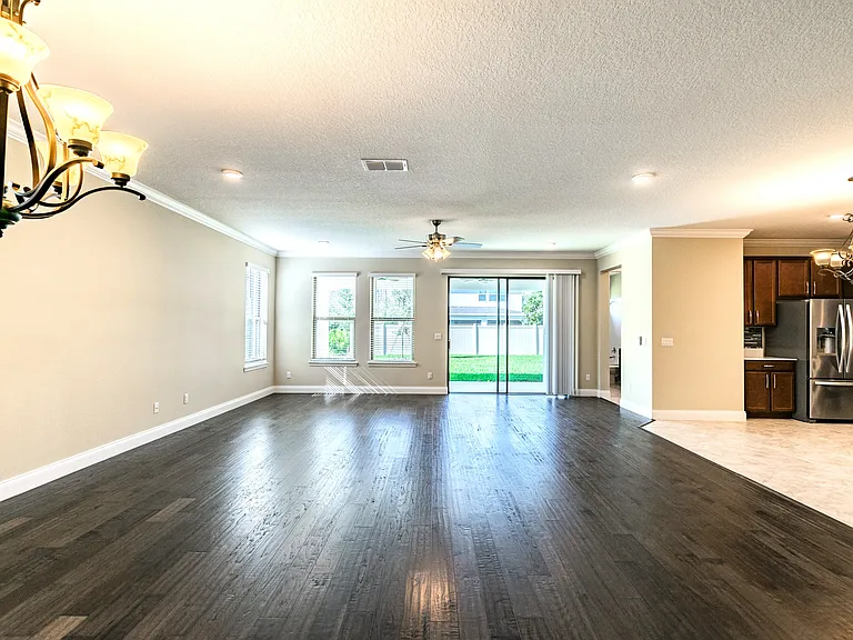 8278 Procida Isle Ln — Photo 20