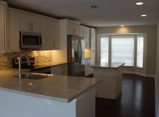 1131 W Lake St, Hollywood, FL 33019