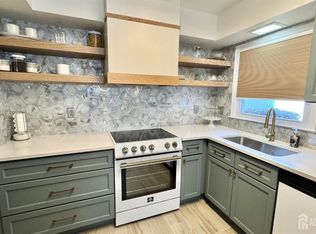 547 Sheldon Way #C, Monroe Township, NJ 08831