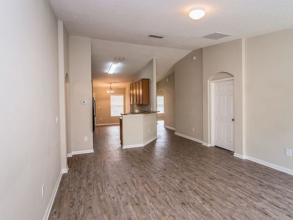 3rd image of 2102 Sotterley Ln