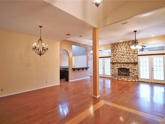 4th image of 2439 Ponderosa Dr