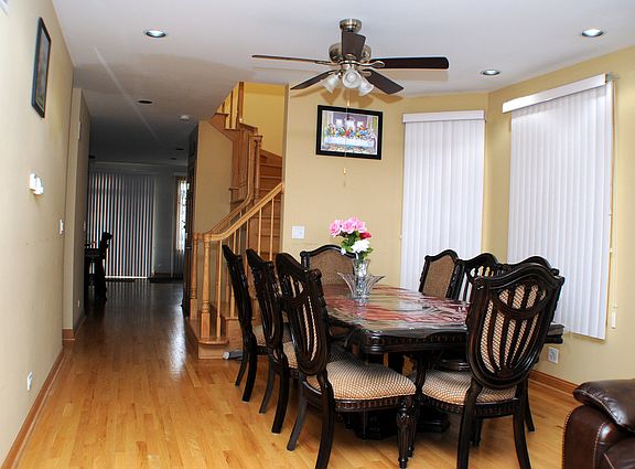4th image of 3627 N Olcott Ave