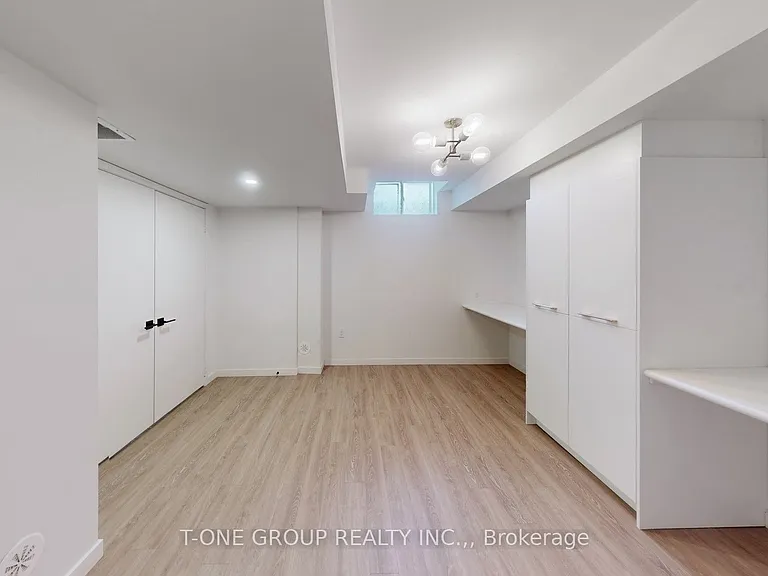 20 Pantheon Ln — Photo 28