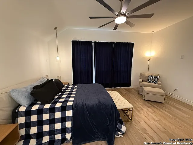 2216 Prado Dr — Photo 35