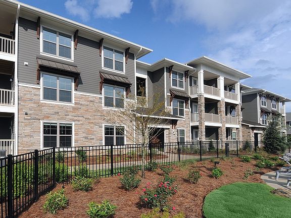 Our Windsor Communities team is ready to welcome you