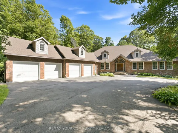 38 Hill Country Dr, Whitchurch Stouffville, ON L4A 3T2