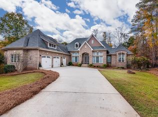 2176 Lake Ridge Ter, Duluth, GA 30043