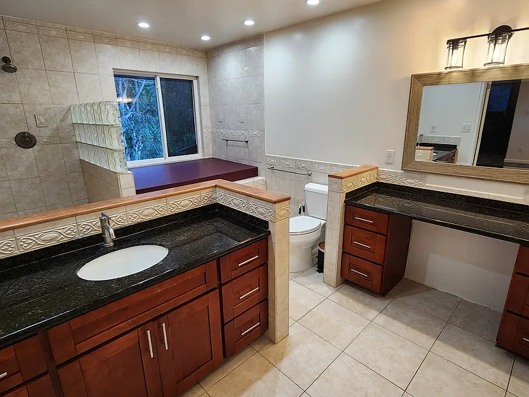 306 Ekoa Pl — Photo 12