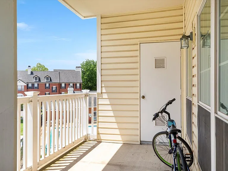 664 Gateway Dr SE #302 — Photo 14