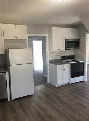 1st image of 10 Quincy Ave #3