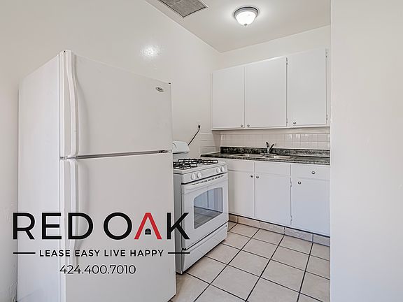 3rd image of 2850 1/4 Leeward Ave #407