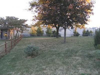 2nd image of 864 Bisque Ct