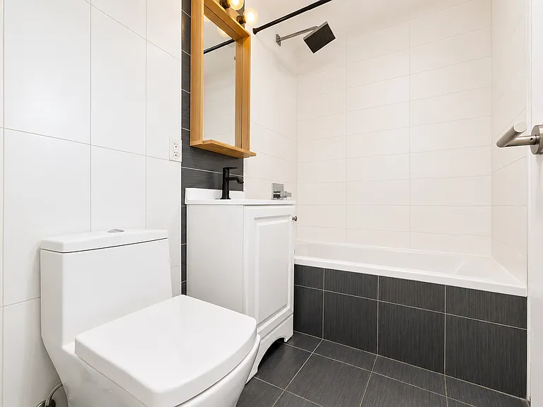 755 De Kalb Ave #2R — Photo 9