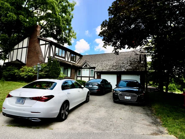 12 Banbury Ct, Aurora, ON L4G 3M9