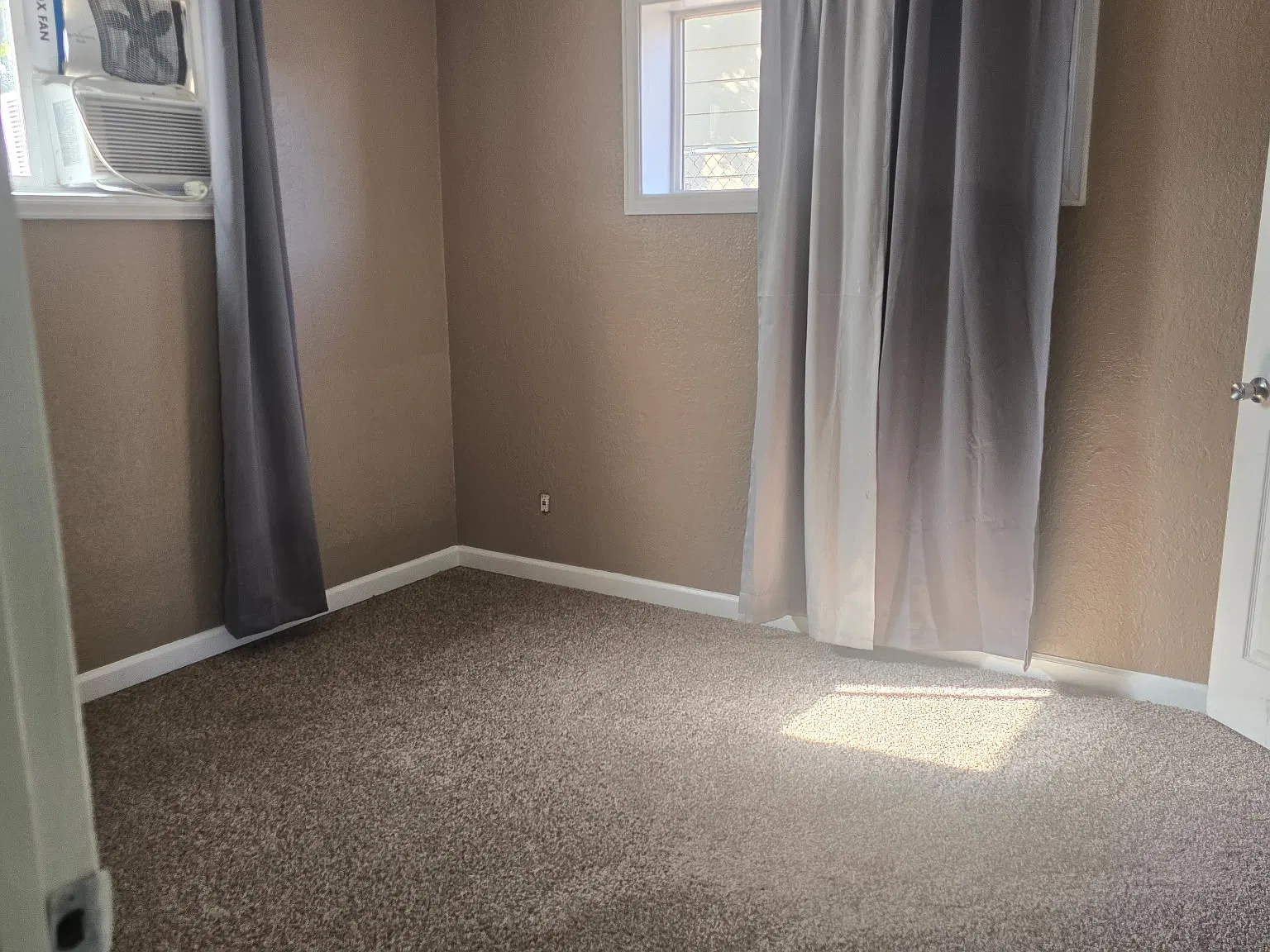 3 bed, 1176 sqft, $2,350 — Photo 4