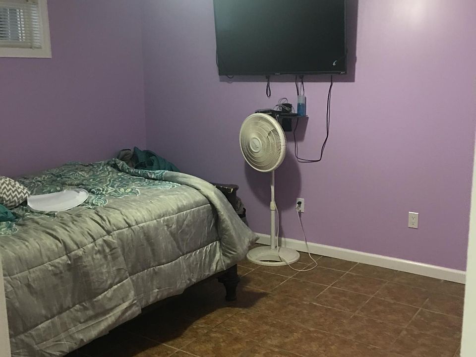 1st image of 288 Evans Ave