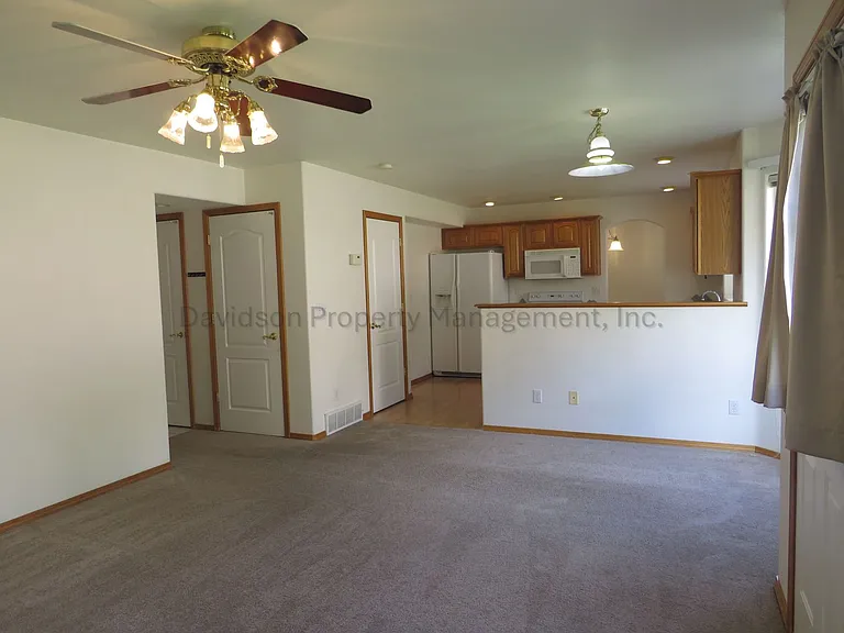 15485 Curwood Dr — Photo 6