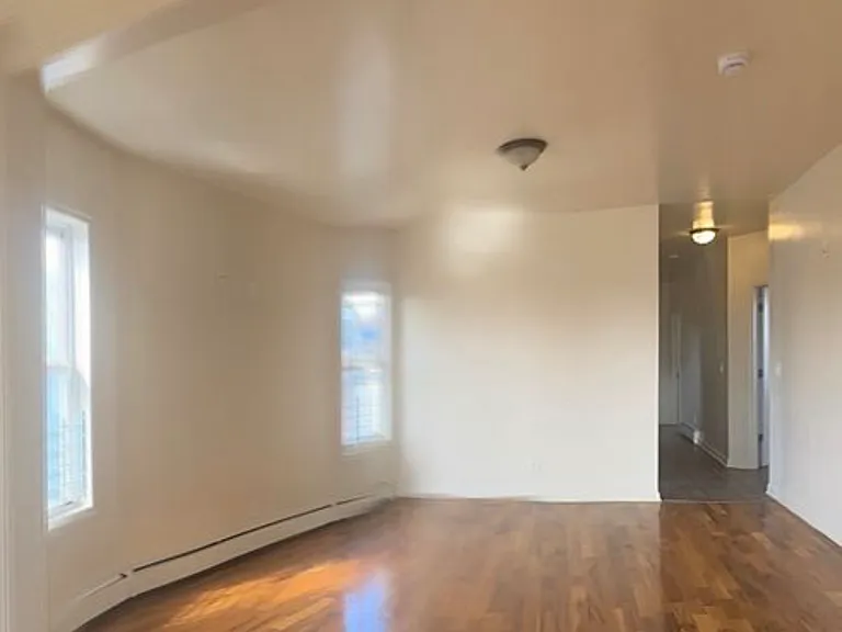 951 Chancellor Ave #3 — Photo 6