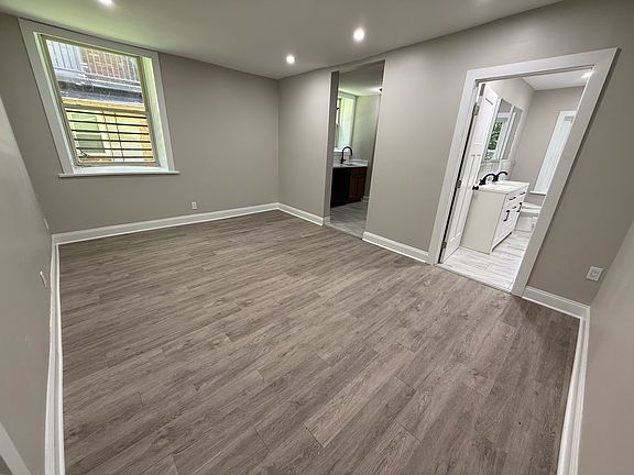 3rd image of 334 Melwood Ave