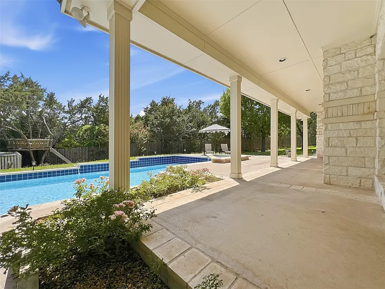 6 Candleleaf Ct — Photo 13