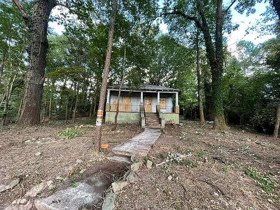 4th image of 350 Willis Mill Rd SW