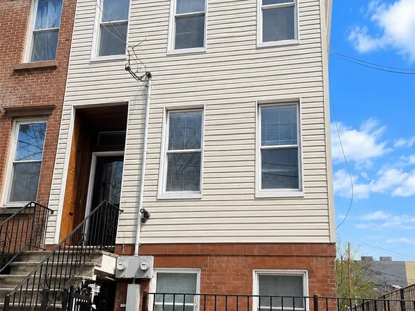 96 Maple Street image 1 of 15
