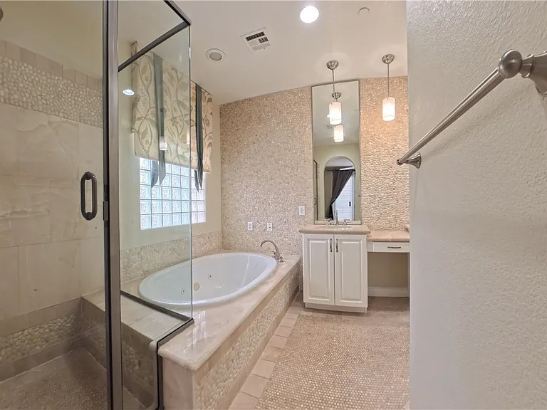 1274 Calcione Dr — Photo 28