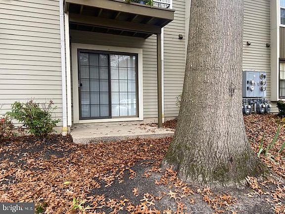 4th image of 101 Arden Ct #101A