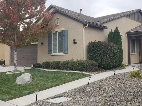 4828 High Pass Dr, Sparks, NV 89436