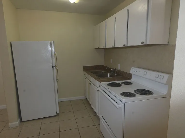 3021 E Carey Ave #2 — Photo 8