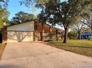 8302 Thorncliff Dr, San Antonio, TX 78250