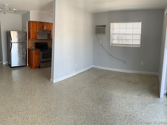 3rd image of 4630 W Flagler St #2