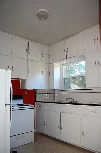 768 E 900 S Photo 1