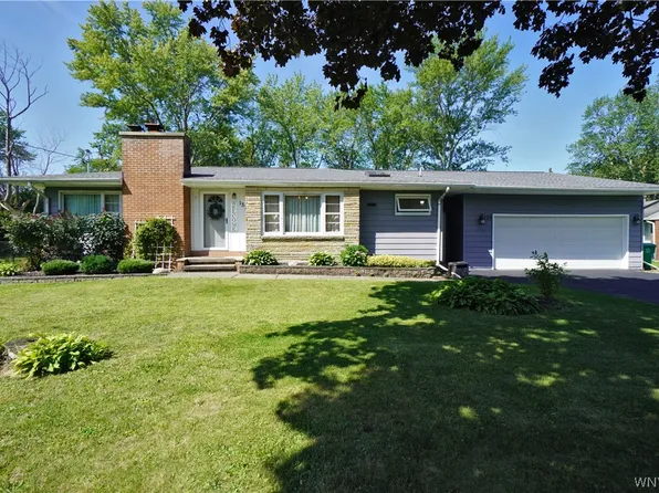 137 Sunset Dr, Hamburg, NY 14075