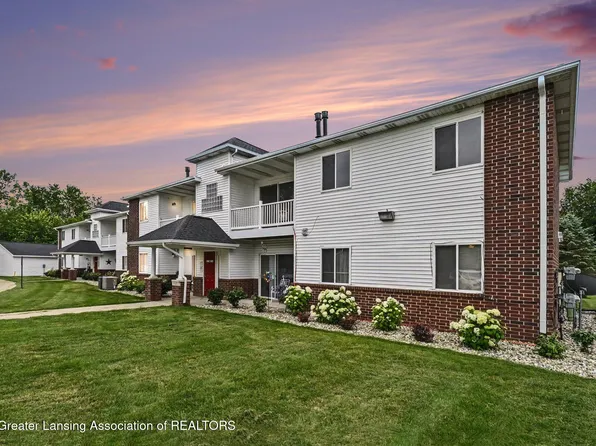 904 Carom Cir #148, Mason, MI 48854
