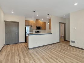 13521 97th Ave E