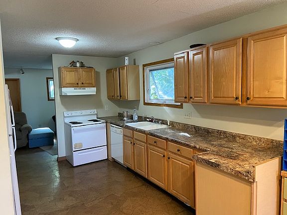 2nd image of 2098 Como Ave #4