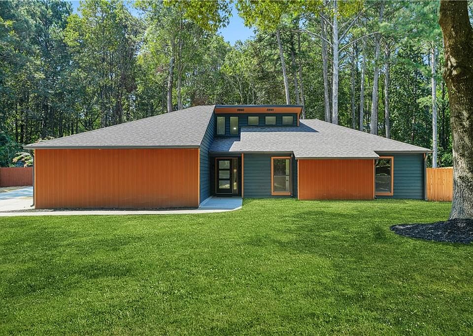 1st image of 105 Shadowood Ln