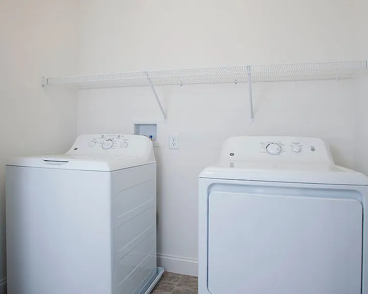 2327 Bartlett Rd #28C — Photo 7
