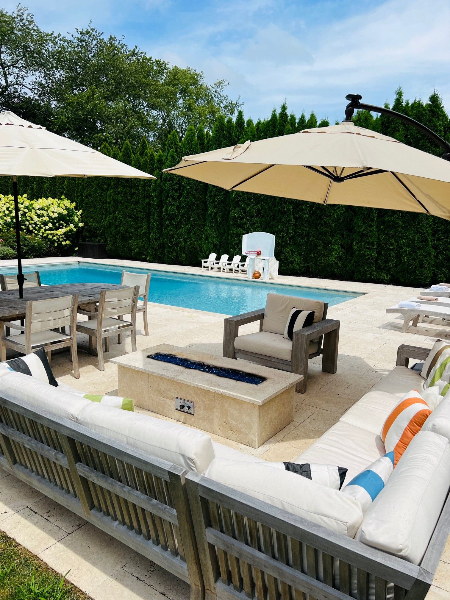 28 Windermere Dr, Sag Harbor, NY 11963 Out East