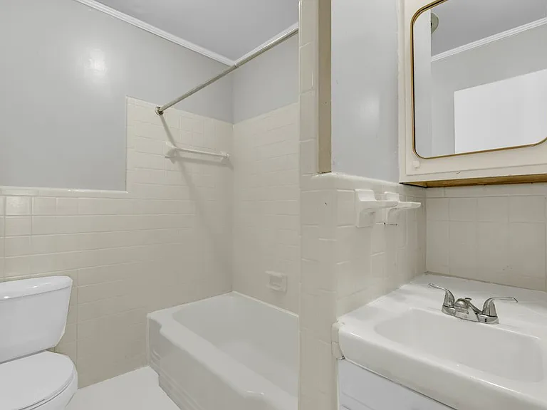 1613 Johanna Fairway — Photo 4