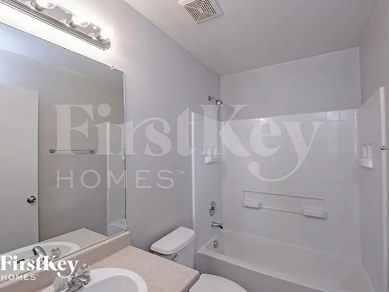 5592 Jebel Ct — Photo 15